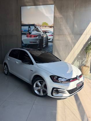 VOLKSWAGEN GOLF 2.0 TSI GTI 16V TURBO GASOLINA 4P AUTOMÁTICO VOLKSWAGEN GOLF 2.0 TSI GTI 16V TURBO GASOLINA 4P AUTOMÁTICO